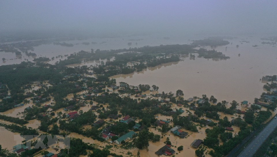 广治省发生特大暴雨，向山县降雨量455毫米、向玲县448毫米、嘉旺县234毫米。越通社记者 湖桥 摄