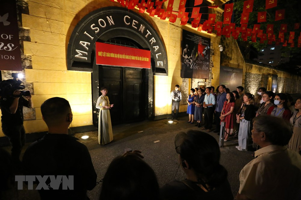 1954年前，1964-1973年阶段越南革命战士们以及被逮捕的美国飞行员曾经被监禁在火炉监狱。越通社记者 黄敬 摄