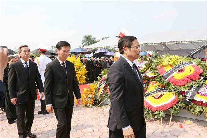 原总书记杜梅安葬仪式在其家乡河内市清池县举行。越通社记者尹晋 摄