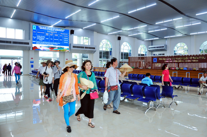 巡州国际客运港新建候船厅。（图片来源：广宁报）