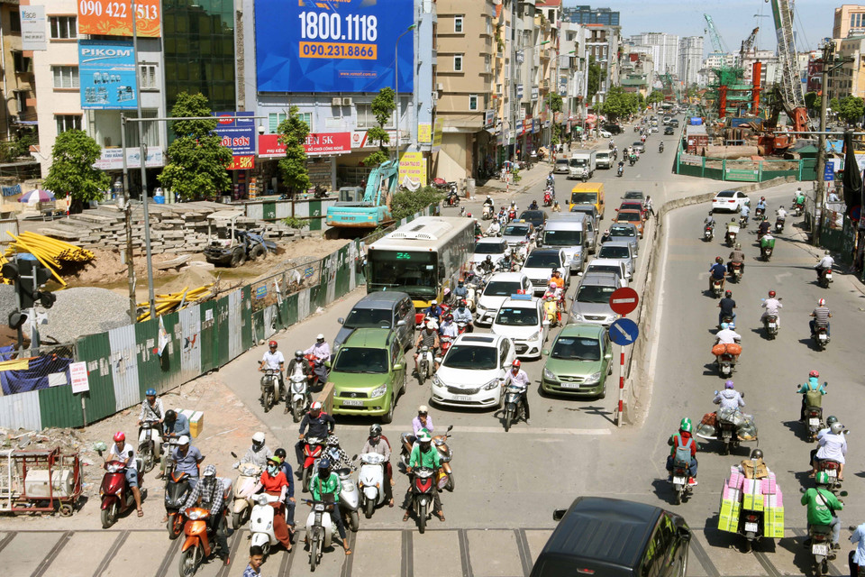 白天高温时段即11时至16时。越通社记者 尹俊 摄