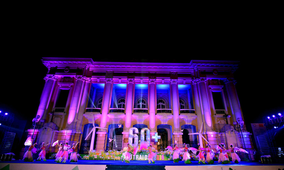 （图片来源：越南《人民军队报》）