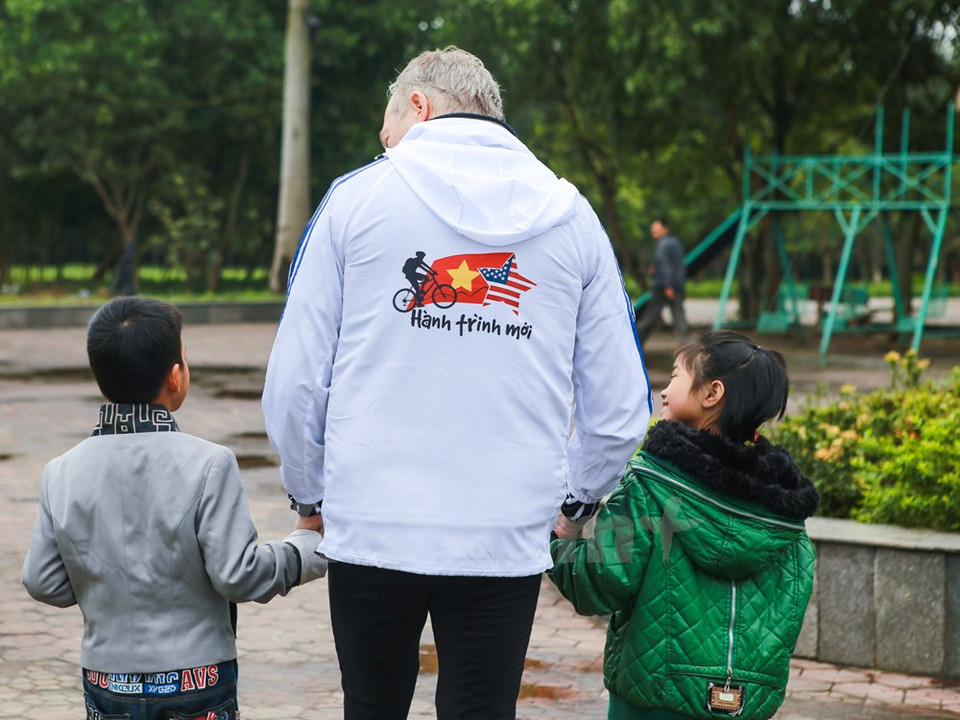 特德奥修斯大使希望今后越美关系将迈出更高台阶。（图片来源：越通社）