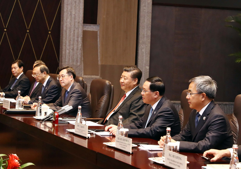 越南政府总理阮春福会见中共中央总书记、国家主席习近平。越通社记者 统一 摄