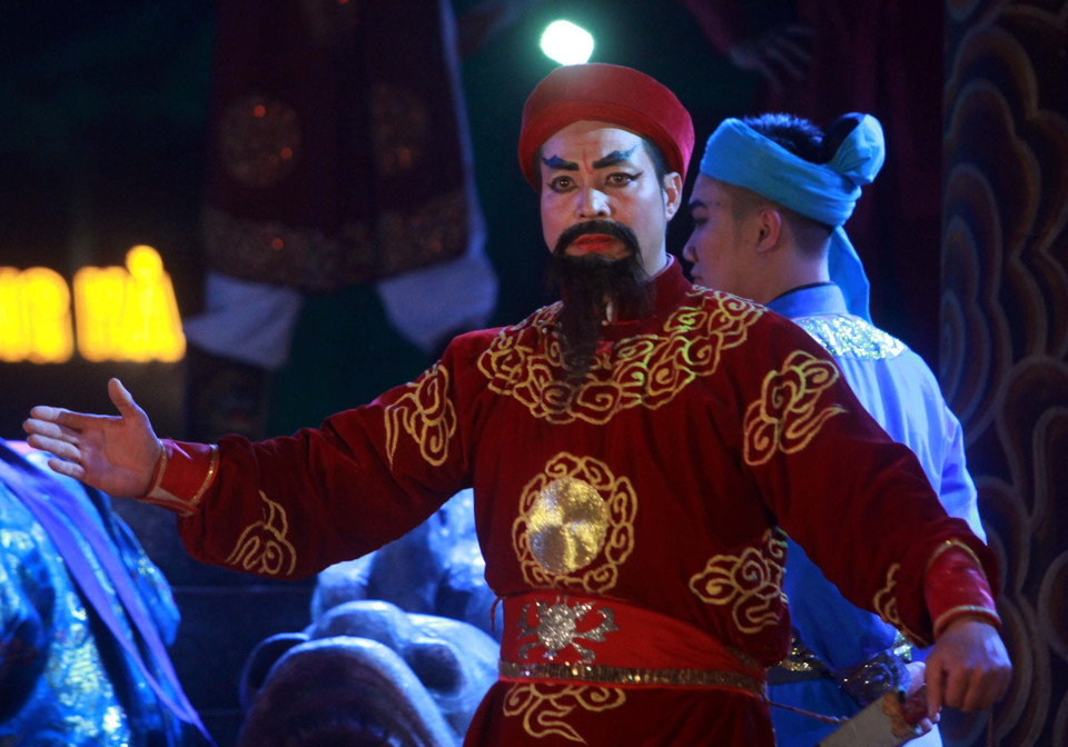 今年庙会恰逢纪念第三次抗击蒙元侵略者胜利730周年（1288-2018）举行，具有重要意义。越通社记者 世悦 摄