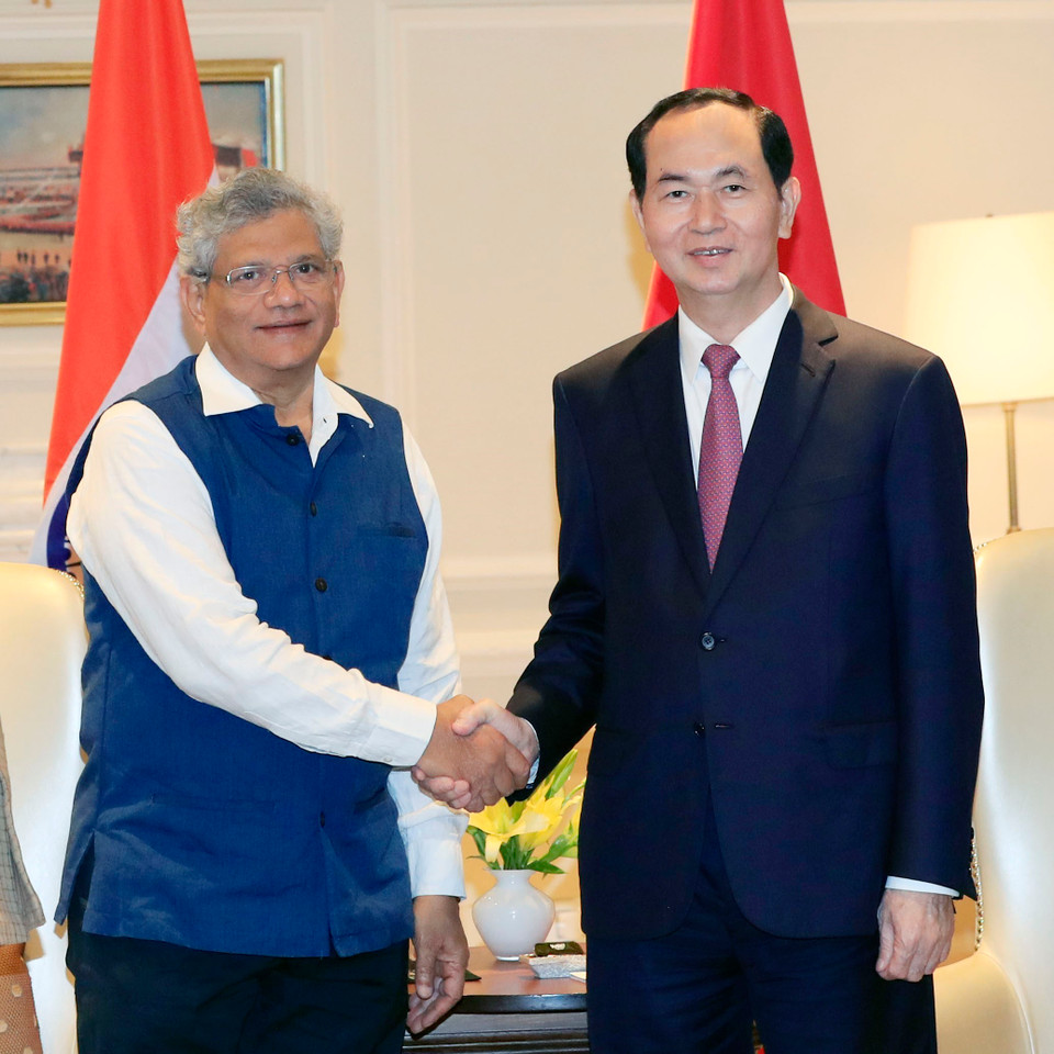 越南国家主席陈大光会见印度共产党(马克思主义)总书记西塔拉姆·亚丘里。越通社记者 彦创 摄