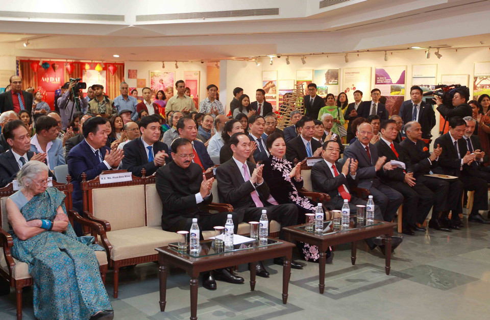 越南国家主席陈大光和夫人出席“印度越南文化日”开幕式。越通社记者 彦创 摄