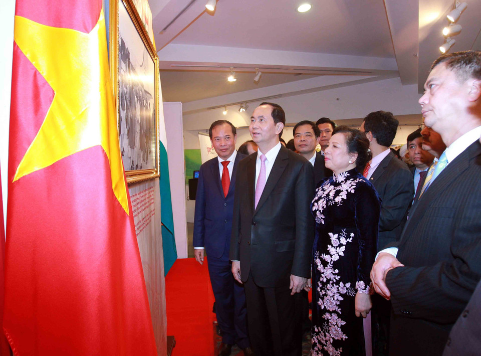 越南国家主席陈大光和夫人出席“印度越南文化日”开幕式。越通社记者 彦创 摄