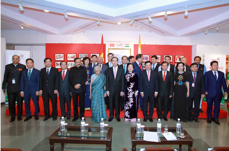 越南国家主席陈大光和夫人出席“印度越南文化日”开幕式。越通社记者 彦创 摄