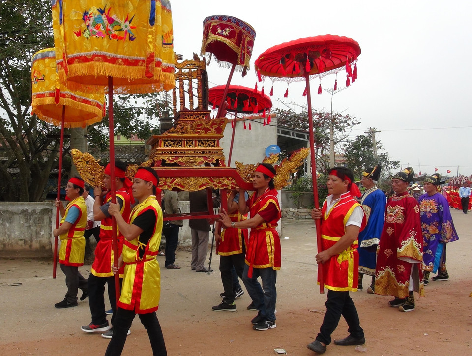 越南广平省景阳求鱼节热闹开场。（图片来源：越通社）