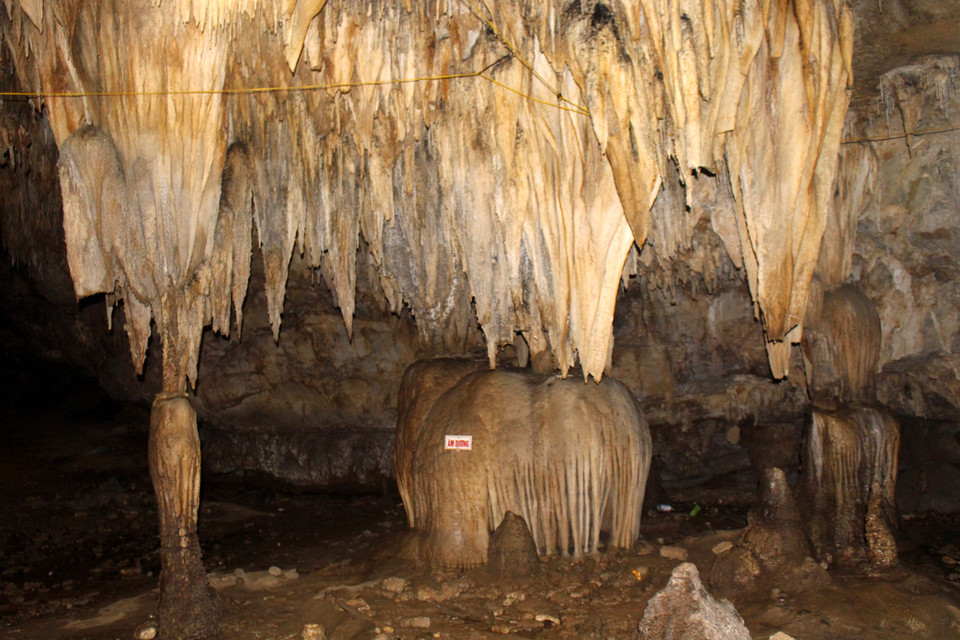 天堂洞的原始之美。越通社记者 功宣 摄
