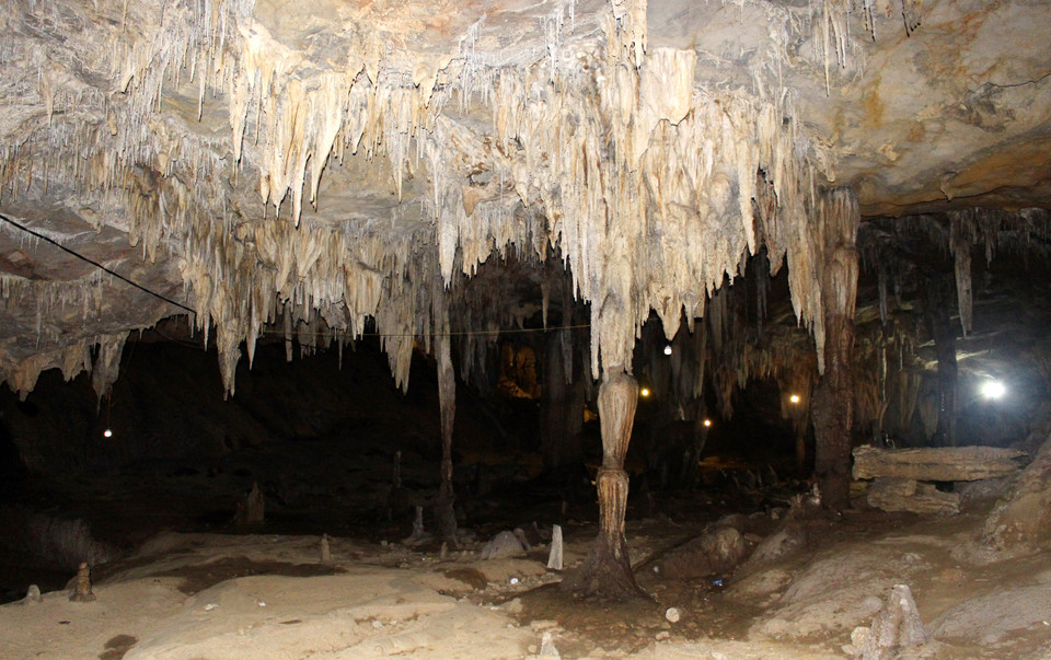天堂洞的原始之美。越通社记者 功宣 摄