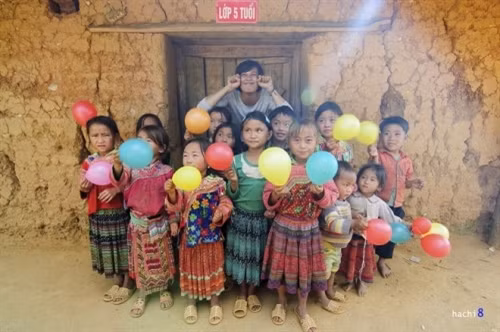 山区小孩纯洁天真（图片来源：vnexpress.net）