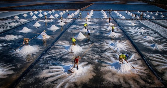 潘清强摄影师旅游主题的名为《永盛之盐》的摄影作品。潘清强 摄