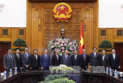  越南政府总理阮春福会见东盟各国驻越大使。