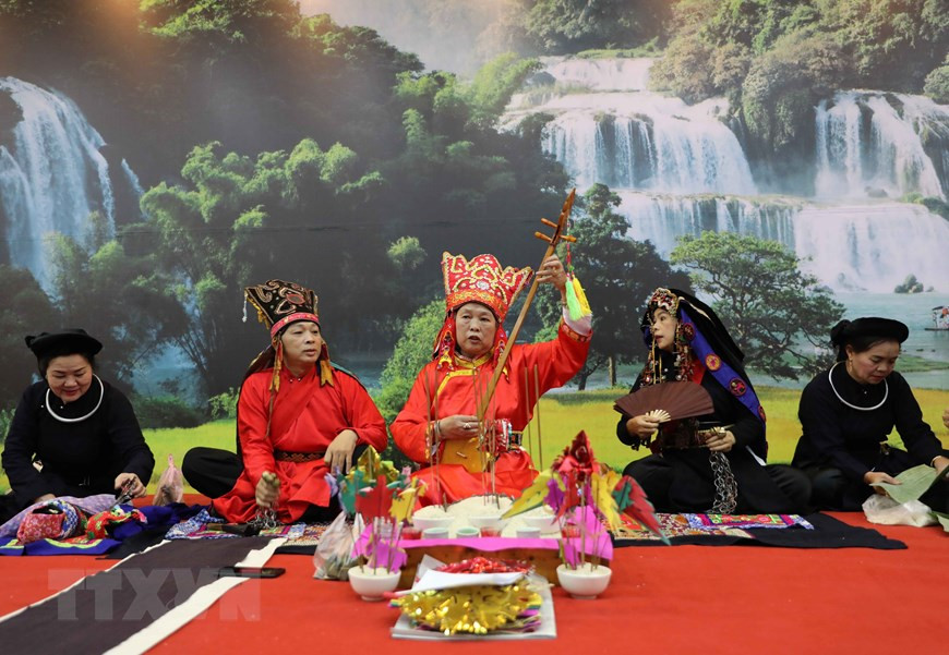 参观者可以了解全国各省市的许多遗产类型。越通社记者青松 摄