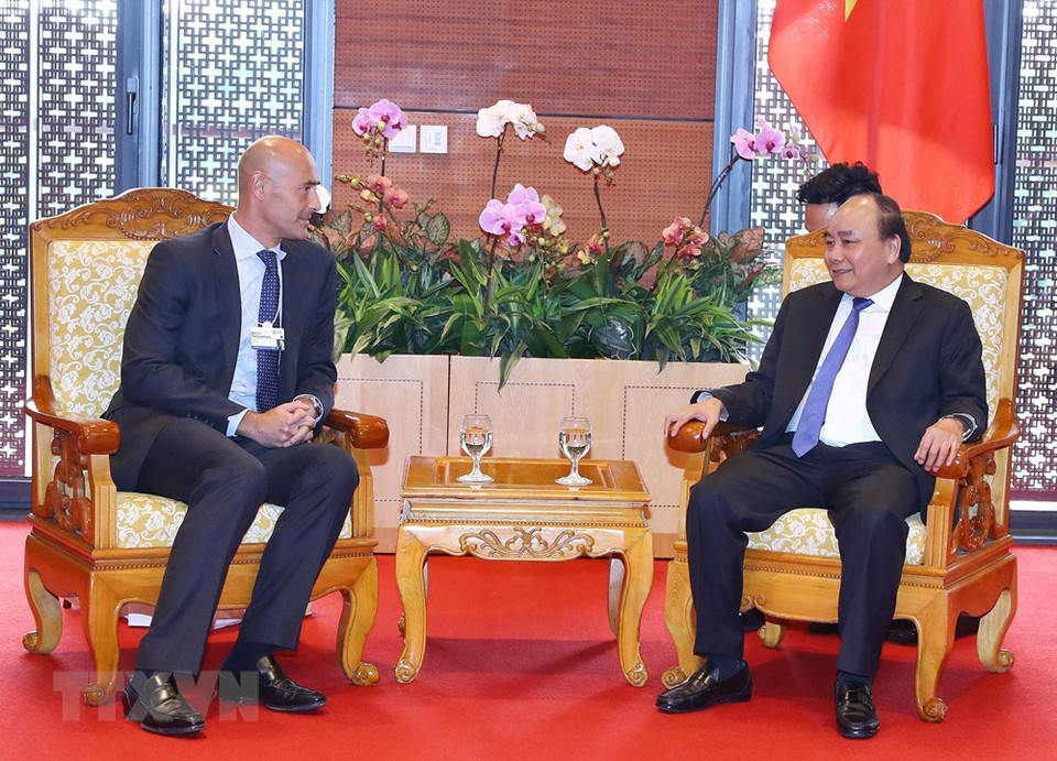 2018年9月12日，越南政府总理阮春福会见美国谷歌亚太地区总裁卡里姆-泰姆萨曼尼（Karim Temsamani）。越通社记者 统一 摄