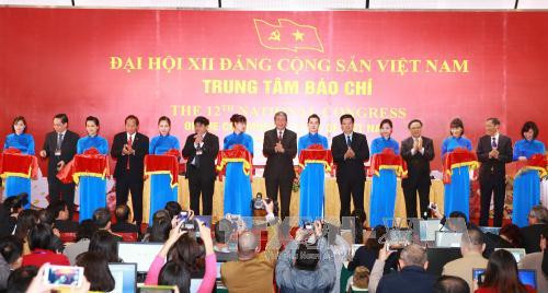 越共十二大新闻中心成立仪式在国家会议中心举行。（图片来源：越通社）