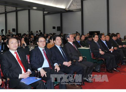  越南各部委行业领导代表出席新闻发布会。（图片来源：越通社）