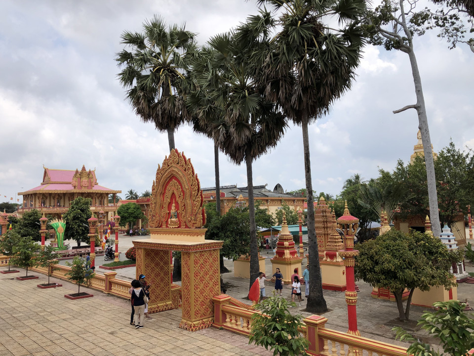 暹干寺风景十分清幽宁静。棕榈树是西南部地区的特殊树木。图自越通社