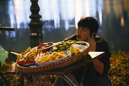 还剑湖成为很多人谋生的地方。（图片来源：人民军队报）