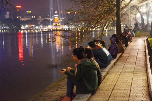 瞻仰沉思的龟塔。（图片来源：人民军队报）