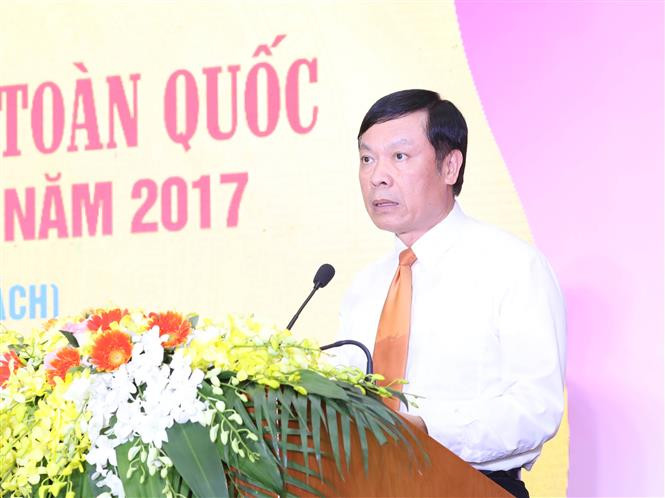 越共中央宣教部副部长范文灵在颁奖仪式上发言。越通社记者 芳花 摄