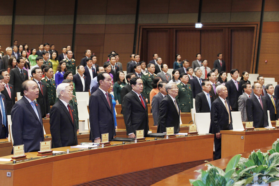 越共中央总书记阮富仲和越南党、国家领导出席闭幕式。（图片来源：越通社）