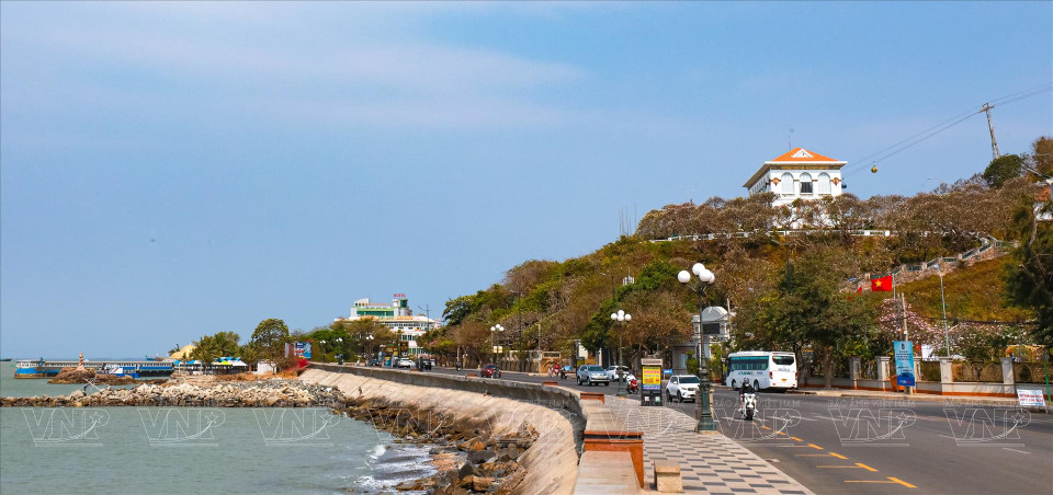 白营位于头顿市大山一侧，面朝大海。图自 越通社/越南画报