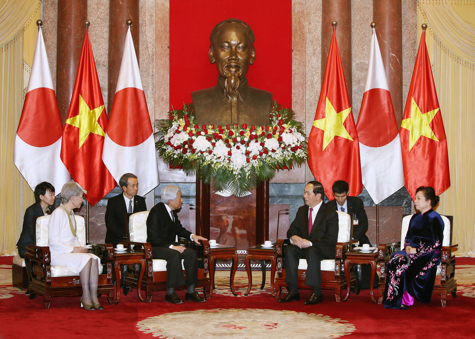 陈大光会见日本天皇明仁和皇后（图片来源：越通社）