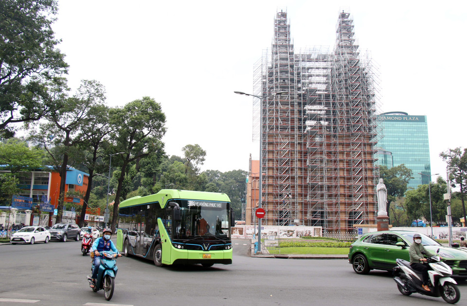 胡志明市电动公交车于2021年12月试运。图自越通社 