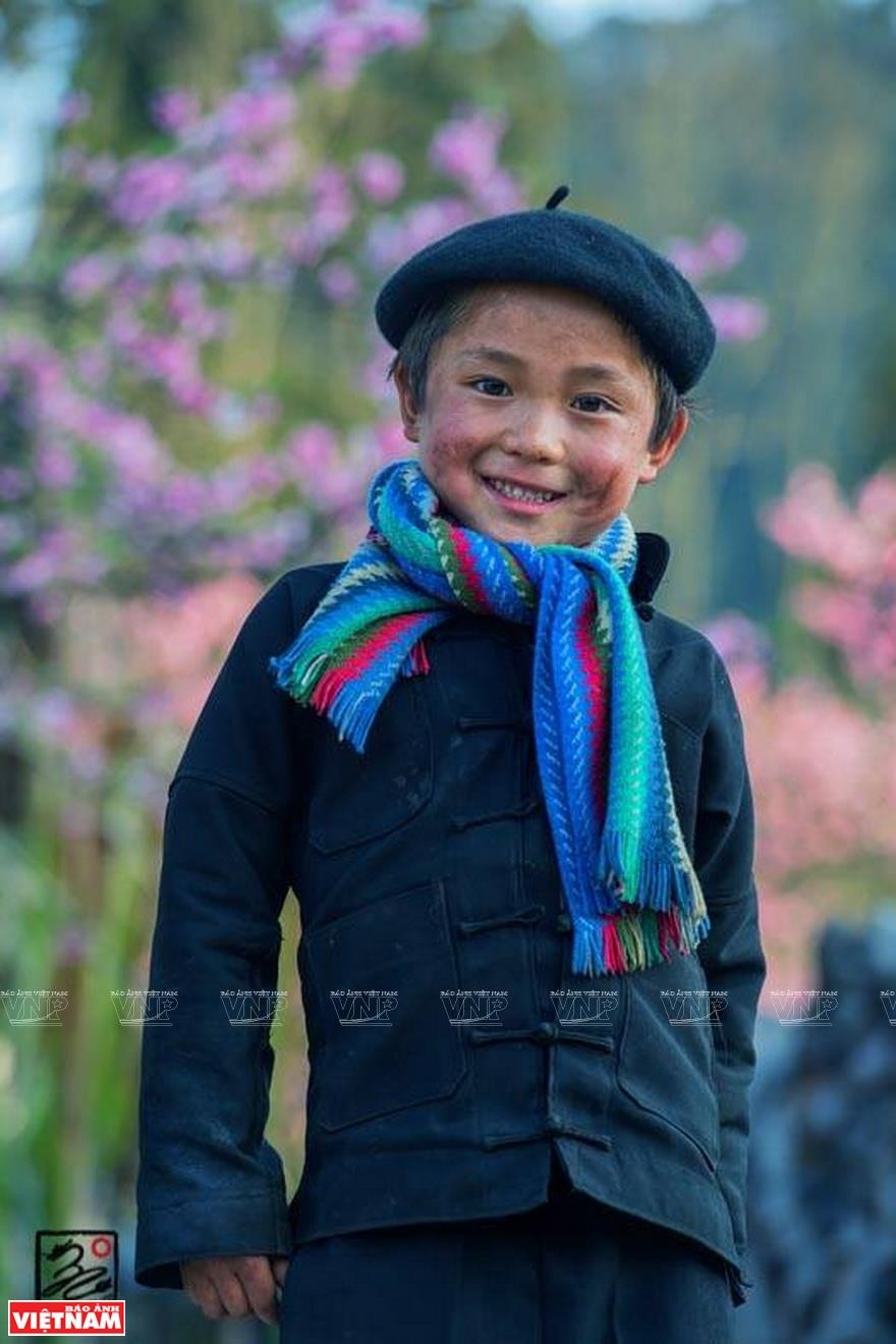 《小男孩》作品。图自越南画报