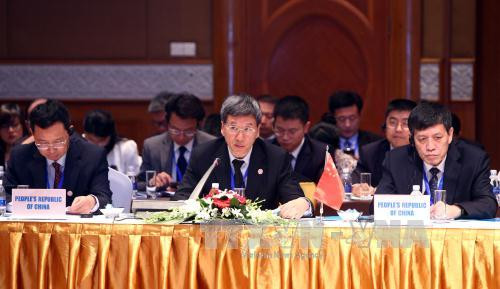 中国代表在会上发表讲话。（图片来源：越通社）