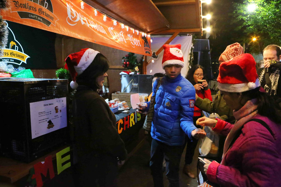 参观者。越通社记者 成达 摄