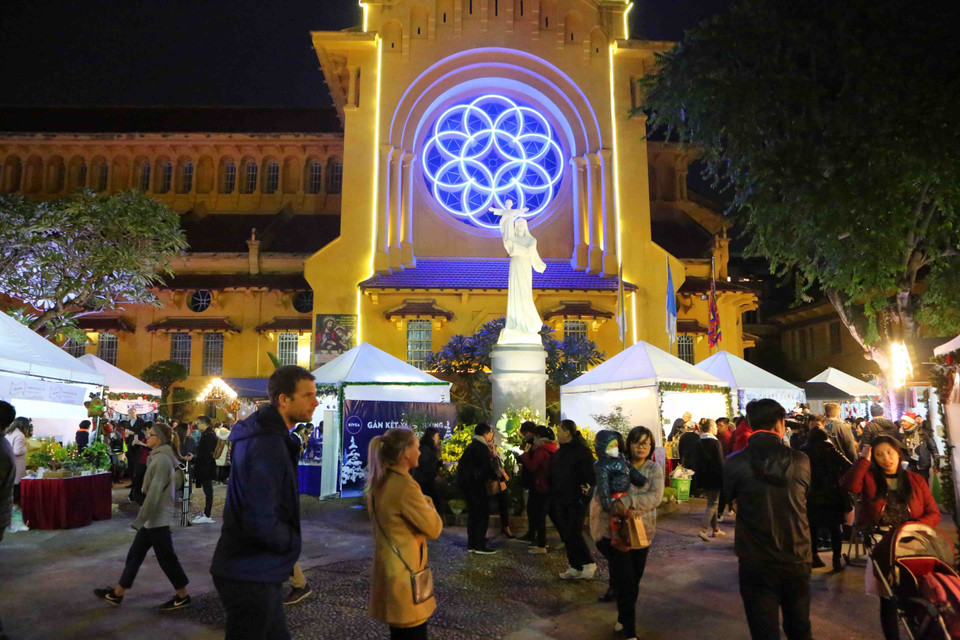 展会在河内北门教堂举行。越通社记者 成达 摄