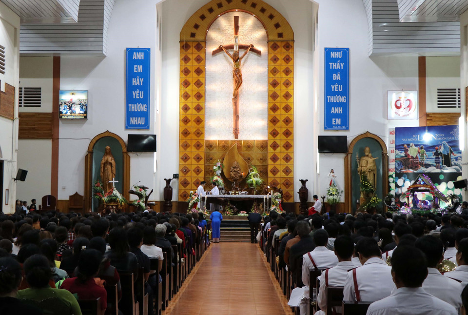 河南省欢度圣诞节。图自越通社