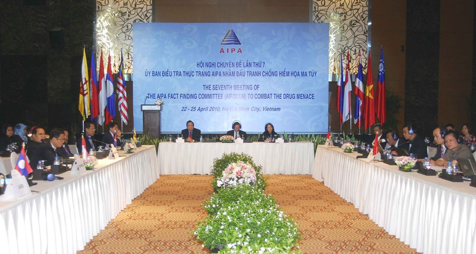 从2010年4月23日-25日，越南国会副主席丛氏放出席在胡志明市举行的AIPA调查委员会第七次专题会议。越通社记者 黄海 摄