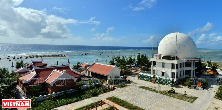 潘荣甲岛44号雷达站全景。越通社记者 通海 摄