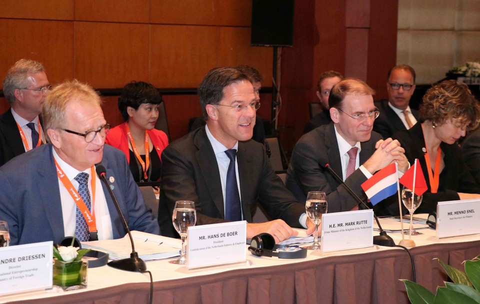 荷兰王国首相马克•吕特出席荷兰CEO座谈会。。图自越通社