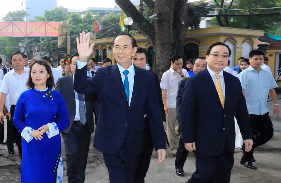 越南国家主席陈大光出席河内市朱文安高中学校2018-2019新学年开学典礼。越通社记者 颜创 摄