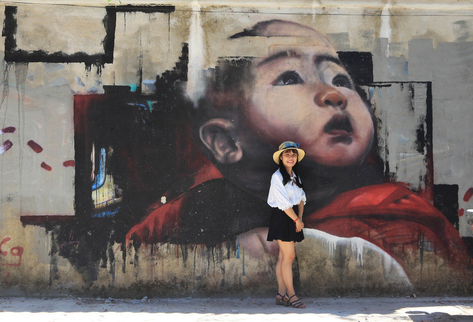 承天顺化省的壁画之路。图自越通社