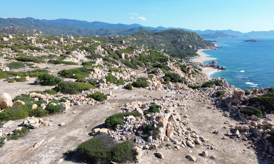 宁顺省主山世界生物圈保护区石头公园的原始自然之美。图自 越通社