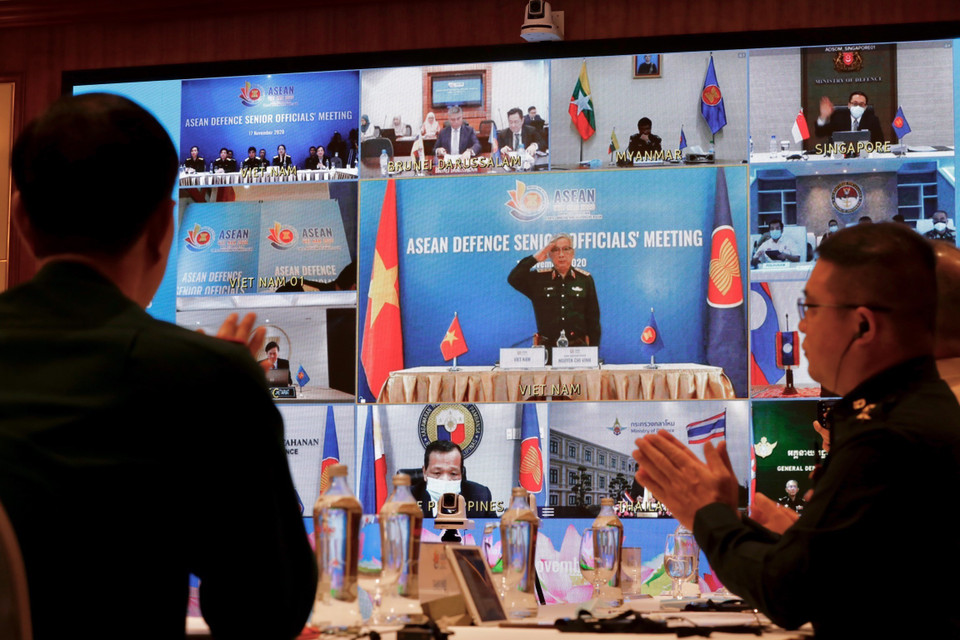 会议的目的在于促进东盟各国防务合作不断走向务实；对越南国防部在2020年东盟轮值主席国任期内所发挥的作用给予充分肯定，为第14次东盟国防部长会议(ADMM)以及第7次东盟国防部长扩大会议(ADMM+)做好准备。图片来源：越通社