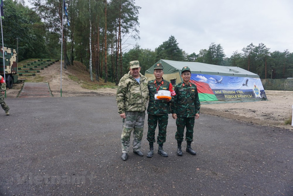 白俄罗斯组委会已举行一些活动，庆祝越南国庆节。图片来源：越通社