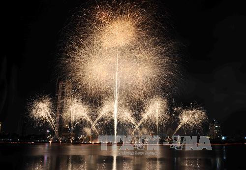 法国烟花表演。