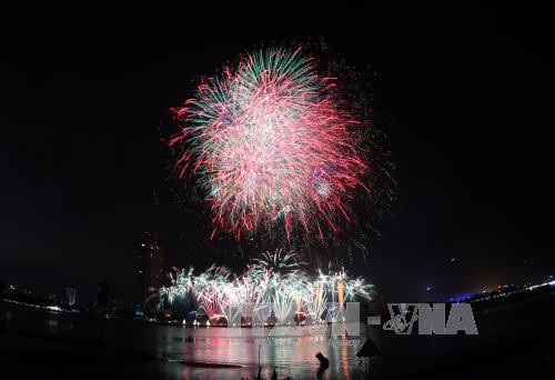 越南烟花表演。