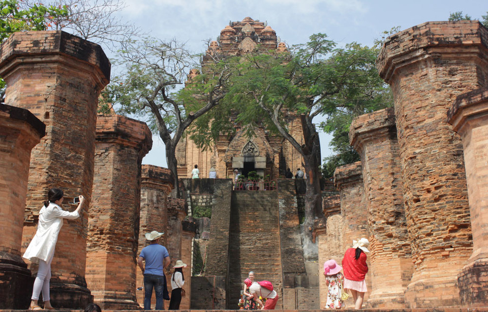 婆那加塔用红砖建成（图片来源：越共电子报）