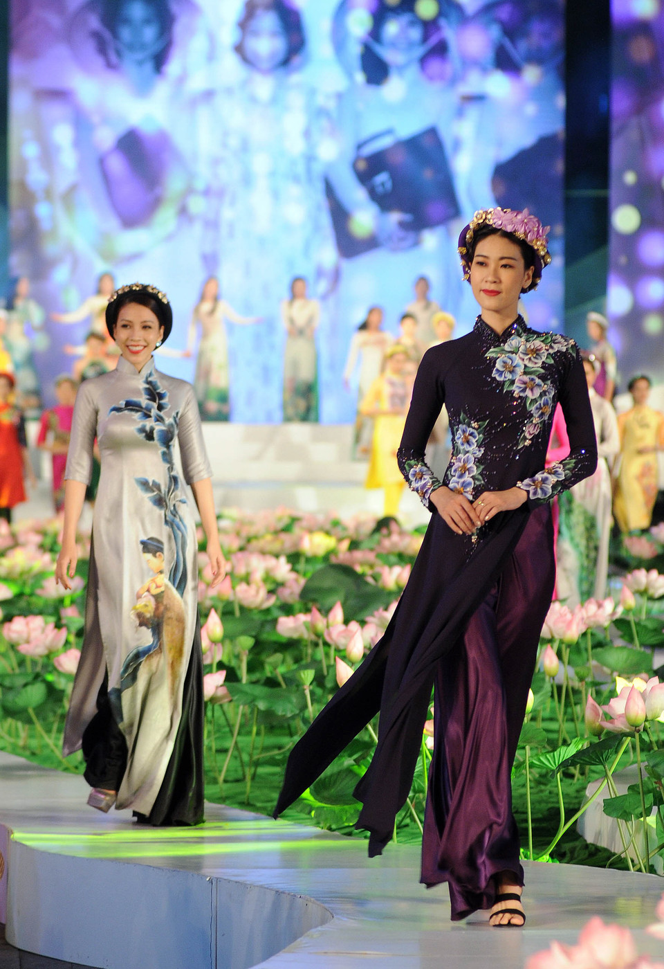 奥戴走秀。（图片来源：越通社）