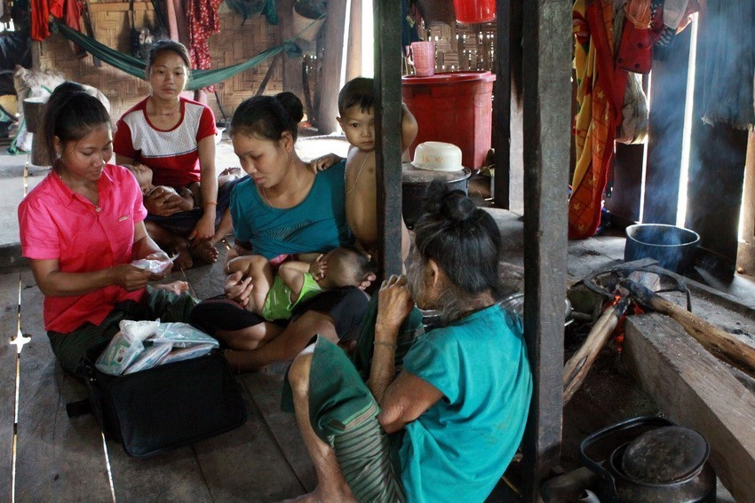 少数民族助产士。越通社资料图