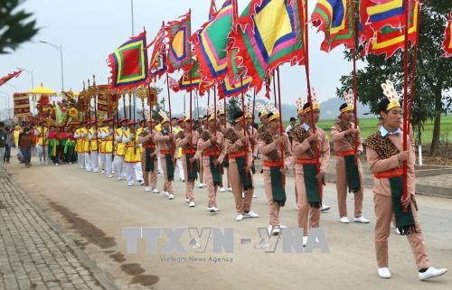 富寿省妪姬国母庙会正式开庙。越通社记者忠坚摄